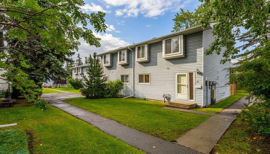 Picture for 16, 4810 40 Avenue SW