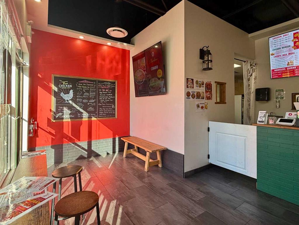 Picture for 18, 3304 64 Street 