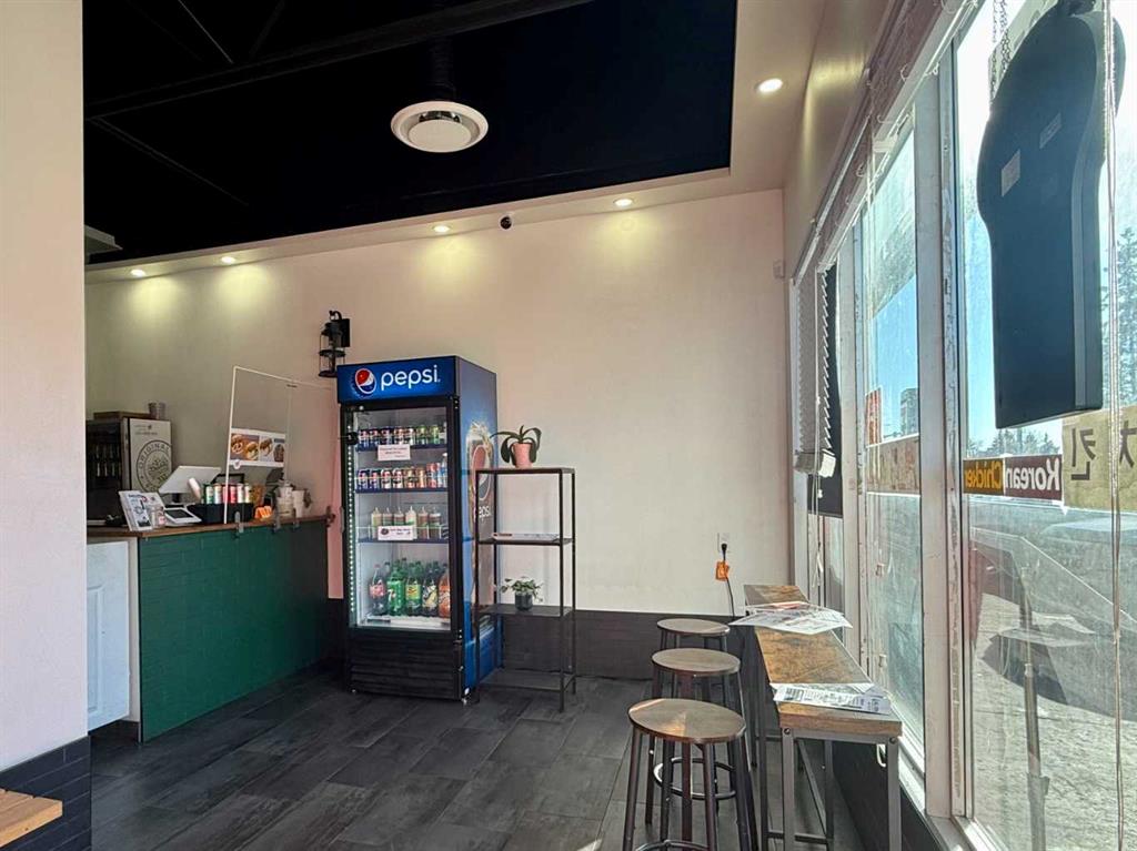 Picture for 18, 3304 64 Street 