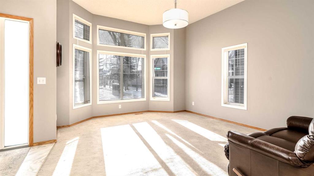 Picture for 19 Prestwick Pond Terrace SE