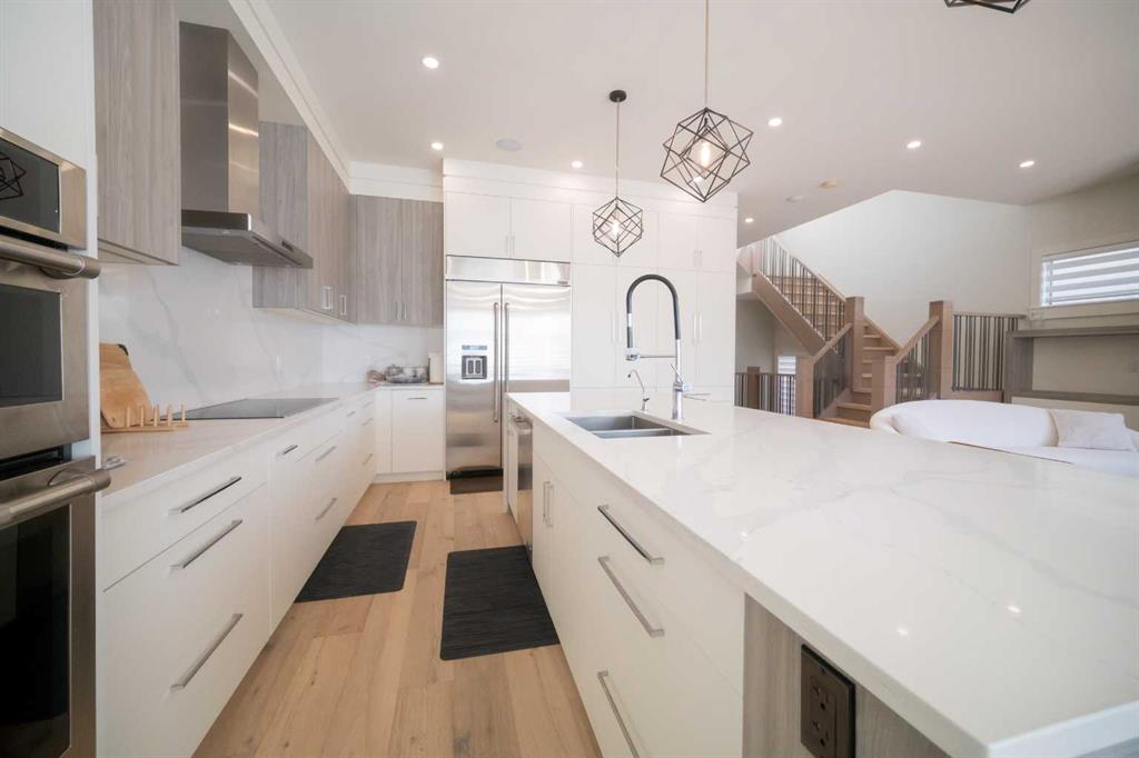 Picture for 419 29 Avenue NE