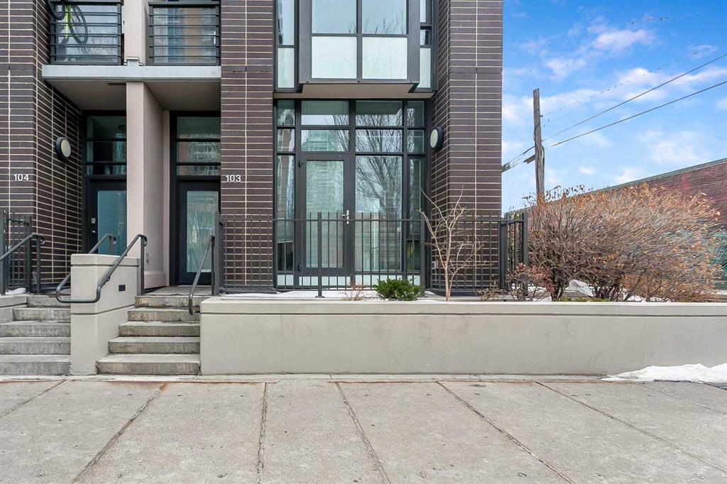 Picture for 103, 1500 7 Street SW