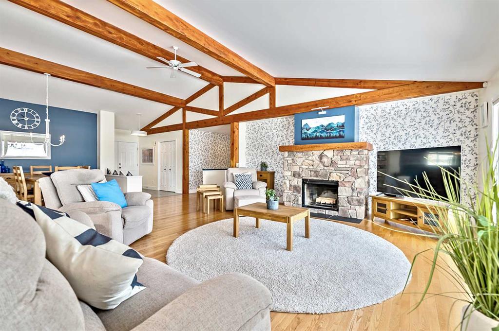 Picture for 306081 224 Street W