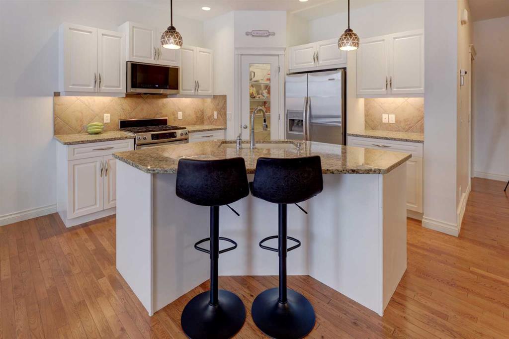 Picture for 1329 Prairie Springs Park SW