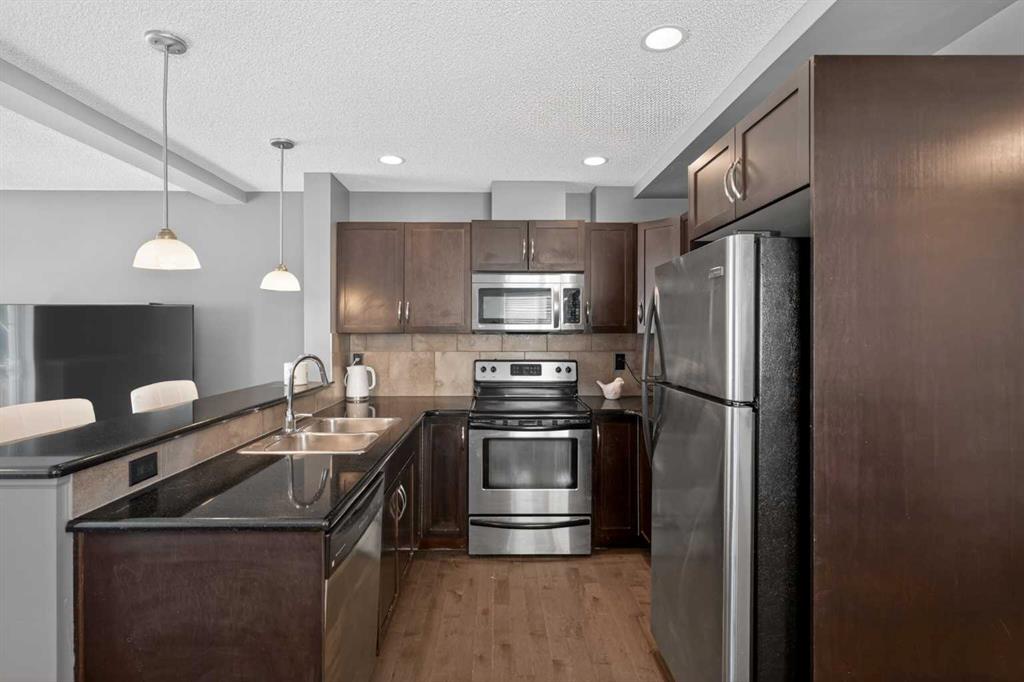 Picture for 51 Country Village Villas NE