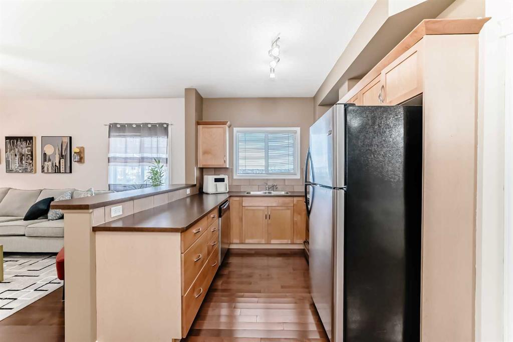 Picture for 4410, 31 Country Village Manor NE