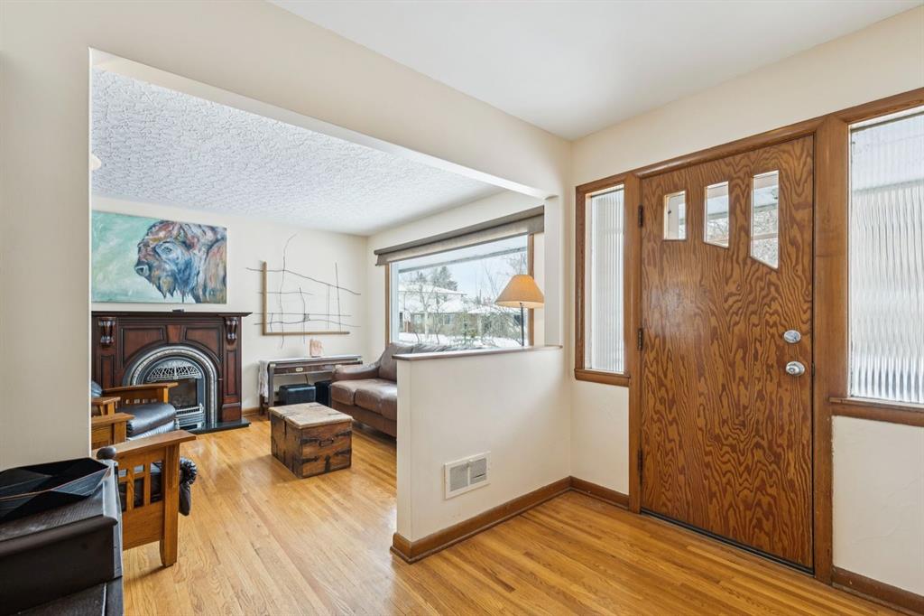 Picture for 2363 23 Street NW