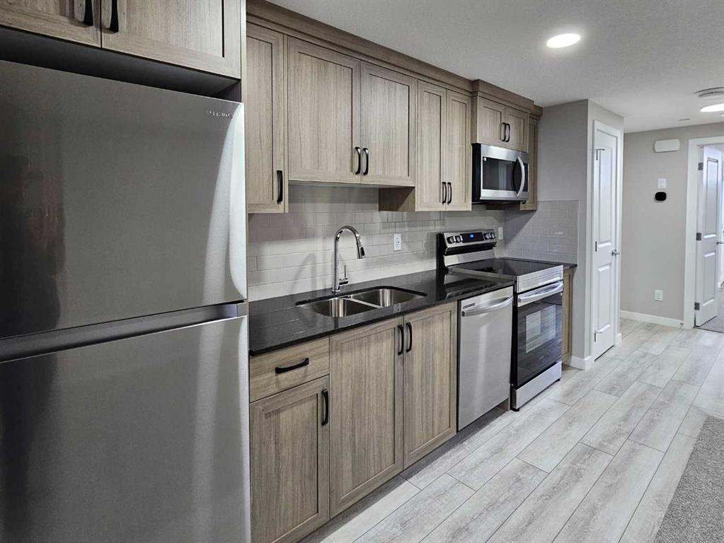 Picture for 60 Herron Walk NE