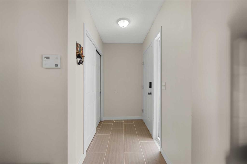 Picture for 79 Macewan Meadow Rise NW