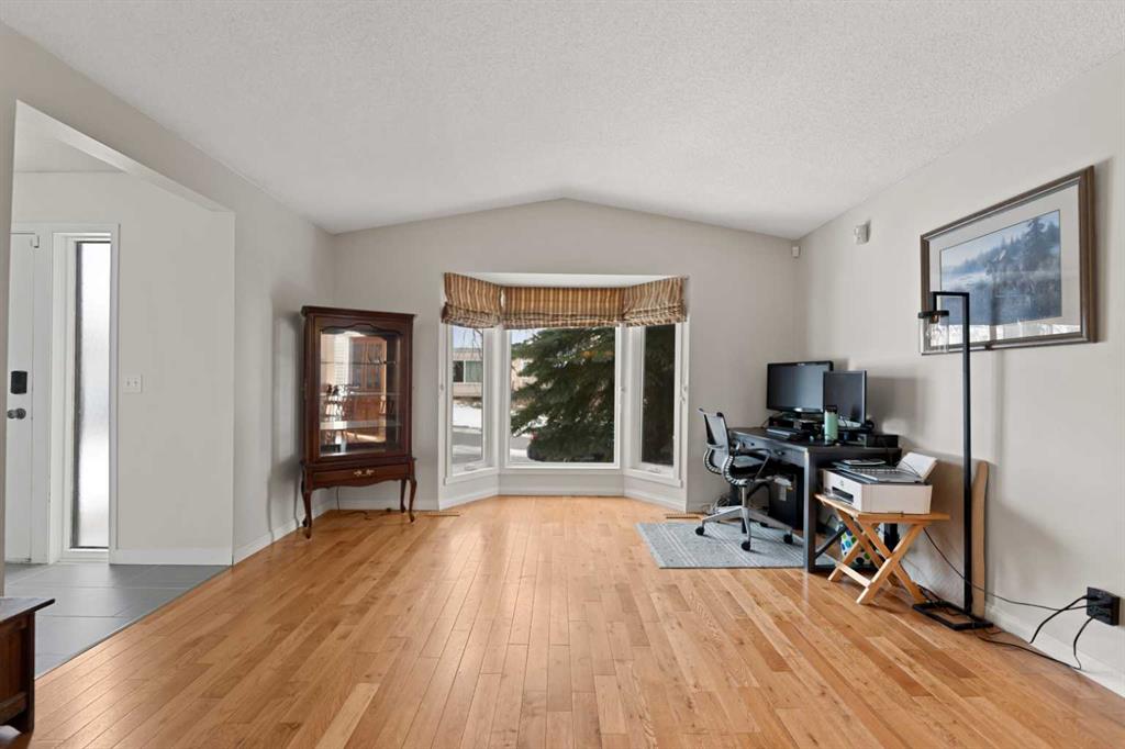 Picture for 79 Macewan Meadow Rise NW