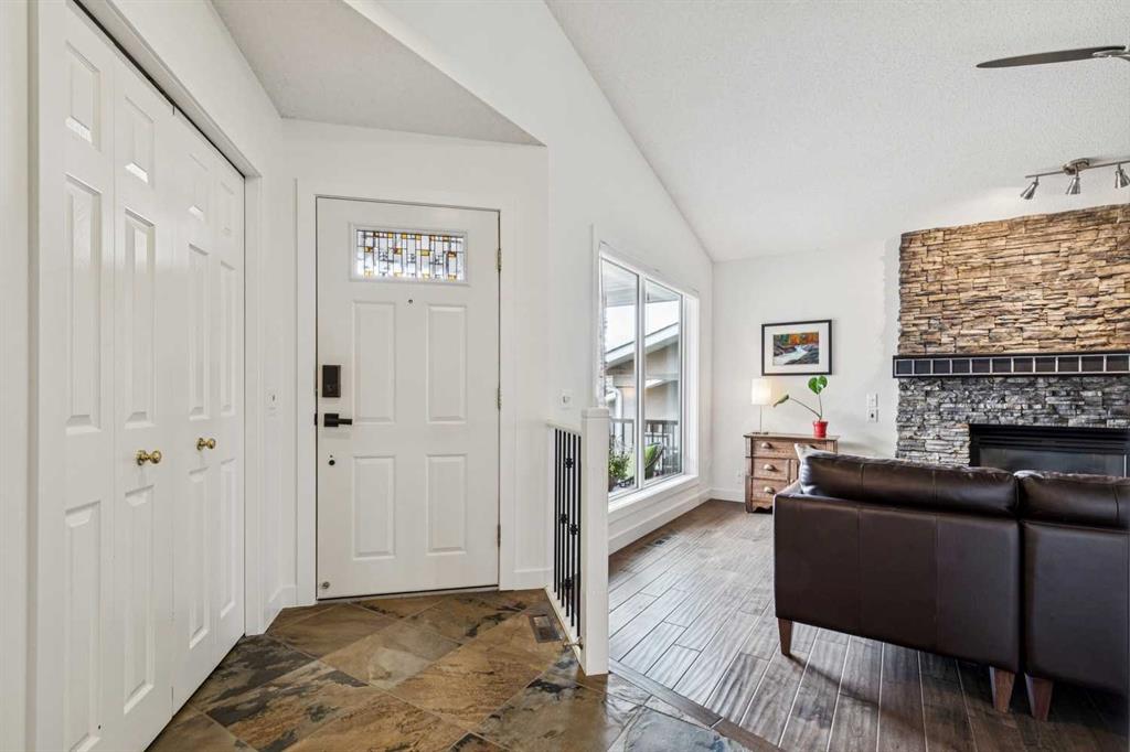 Picture for 127 Mt Assiniboine Circle SE