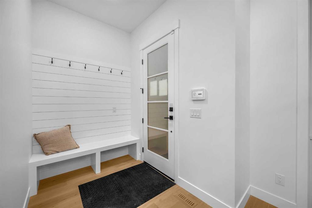 Picture for 2435 52 Avenue SW