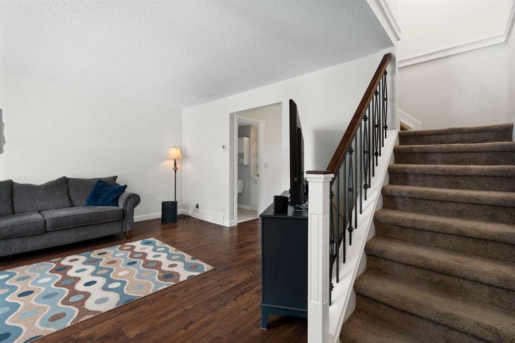 Picture for 144, 123 Queensland Drive SE