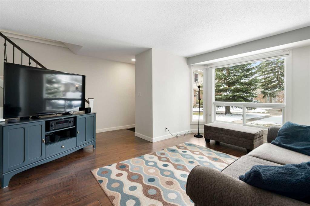 Picture for 144, 123 Queensland Drive SE