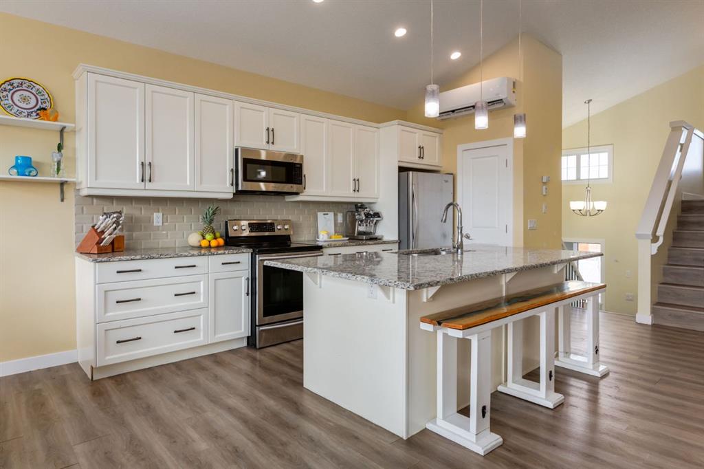 Picture for 140 Emberside Glen 