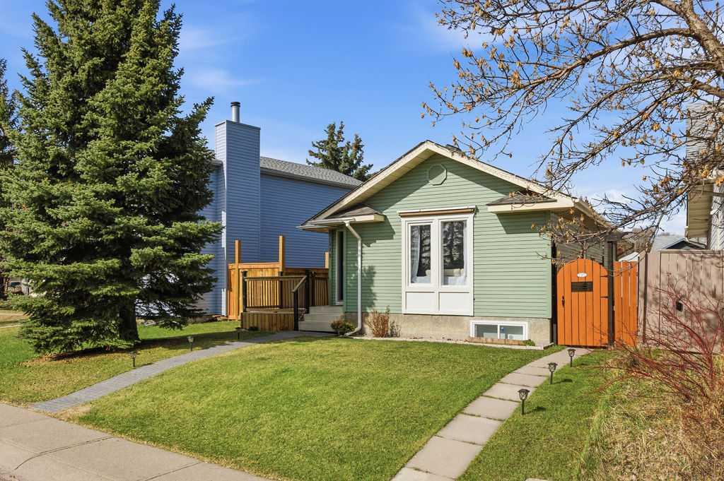 Picture for 111 Shawglen Road SW
