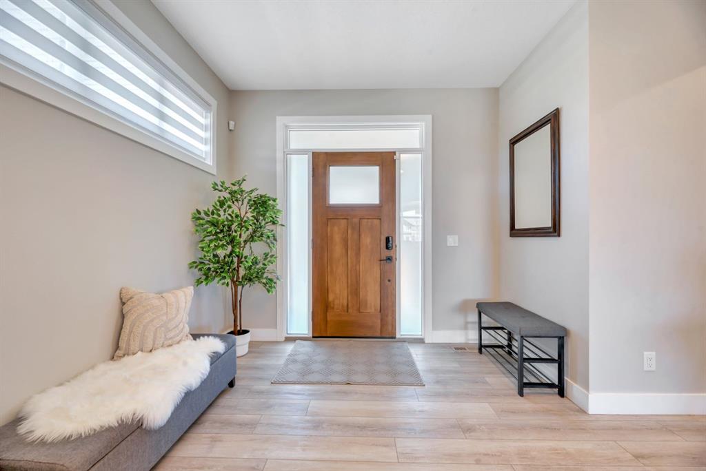Picture for 6 Legacy Woods Crescent SE
