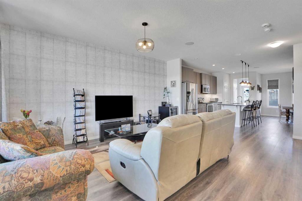 Picture for 409 Midtown Parkway SW