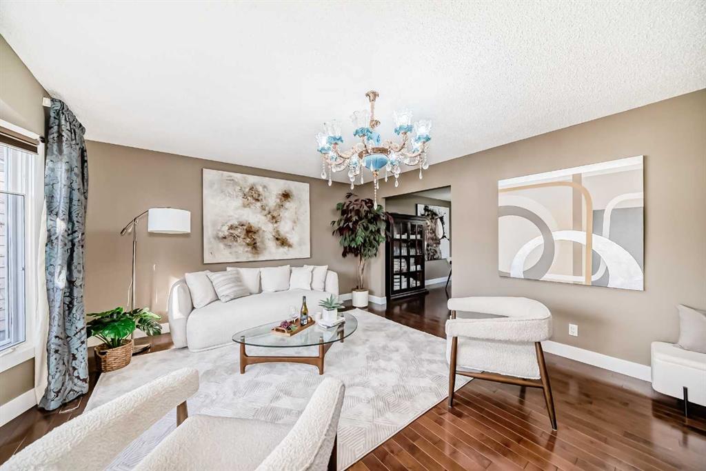 Picture for 36 Varsity Estates Court NW