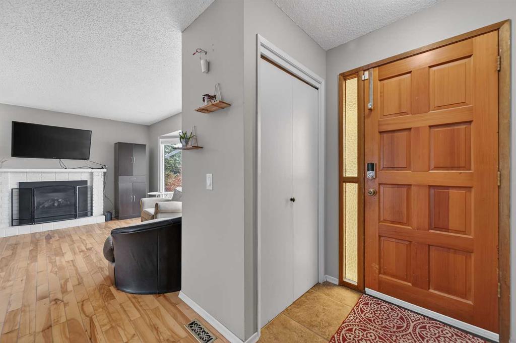 Picture for 103 Macewan Drive NW