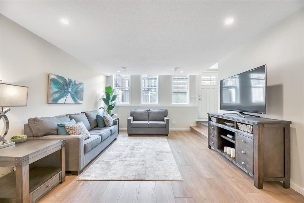 Picture for 314 Cranbrook Square SE