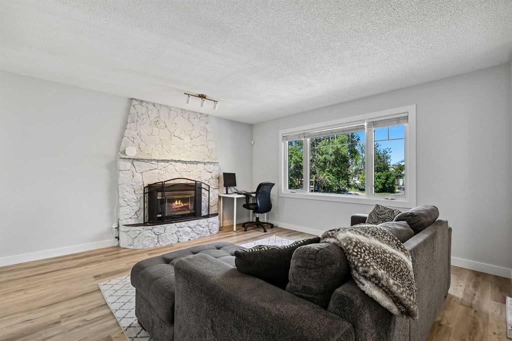 Picture for 309 Olympia Drive SE