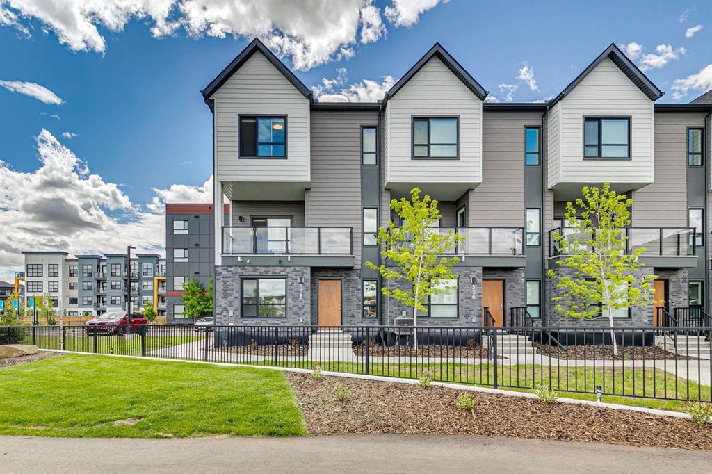 Picture for 528, 20295 Seton Way SE