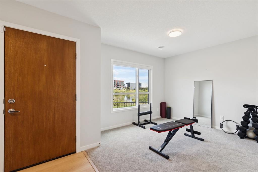 Picture for 528, 20295 Seton Way SE