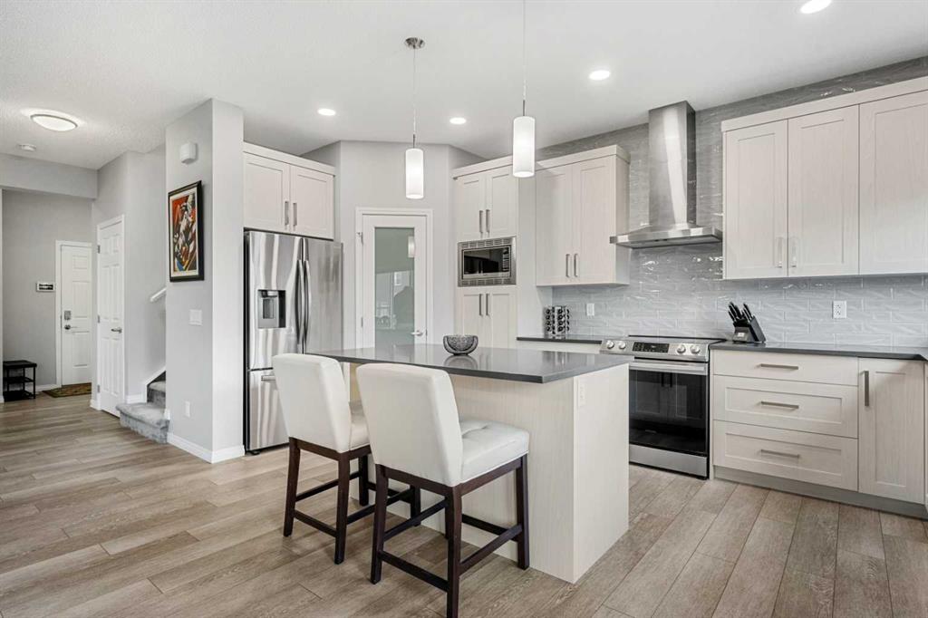 Picture for 1020 Chinook Gate Heath SW
