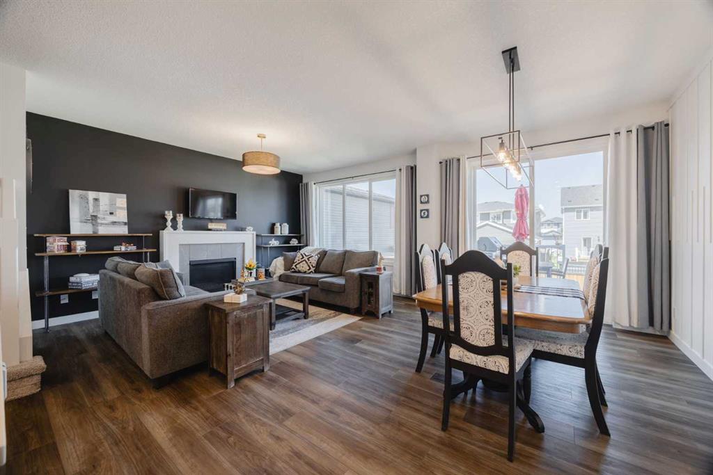 Picture for 180 Emberside Place 