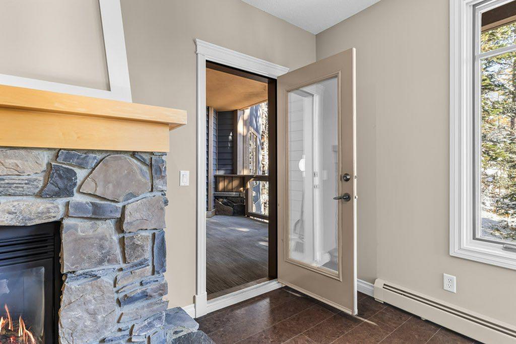 Picture for 106, 140 Stonecreek Road  https://www.cirrealty.ca/reb/creb/14/A2265114_16.jpg