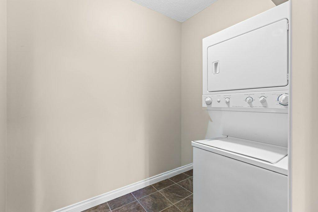 Picture for 106, 140 Stonecreek Road  https://www.cirrealty.ca/reb/creb/14/A2265114_17.jpg