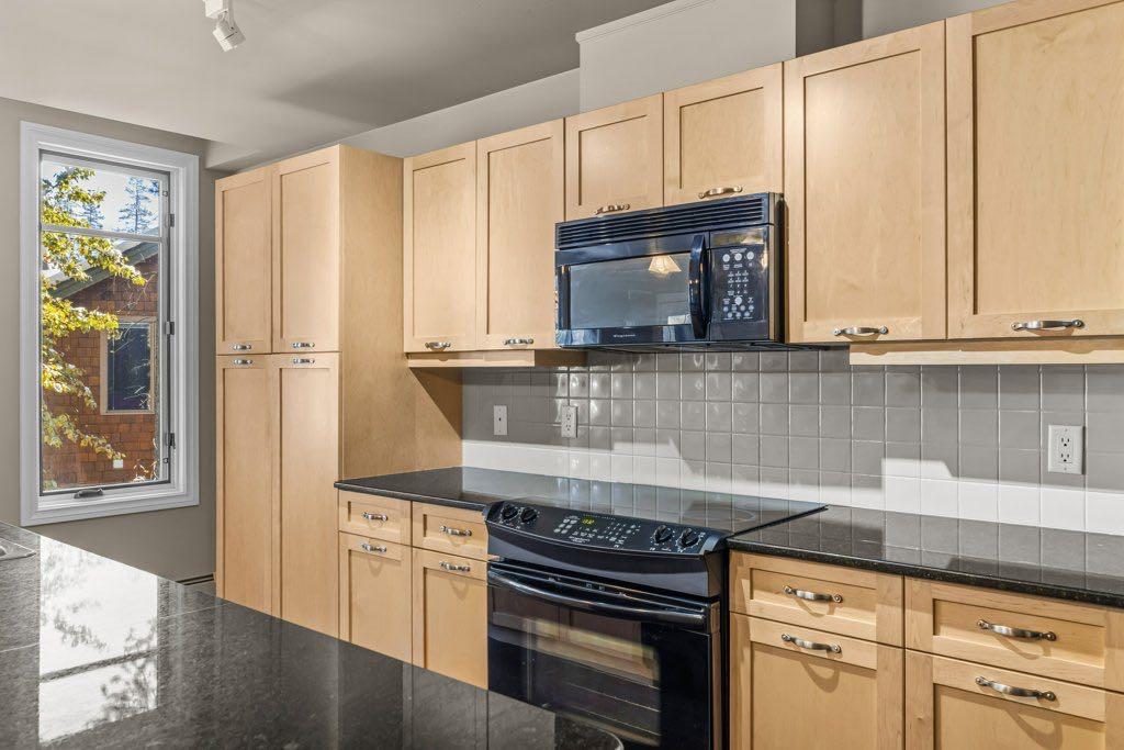 Picture for 106, 140 Stonecreek Road  https://www.cirrealty.ca/reb/creb/14/A2265114_22.jpg