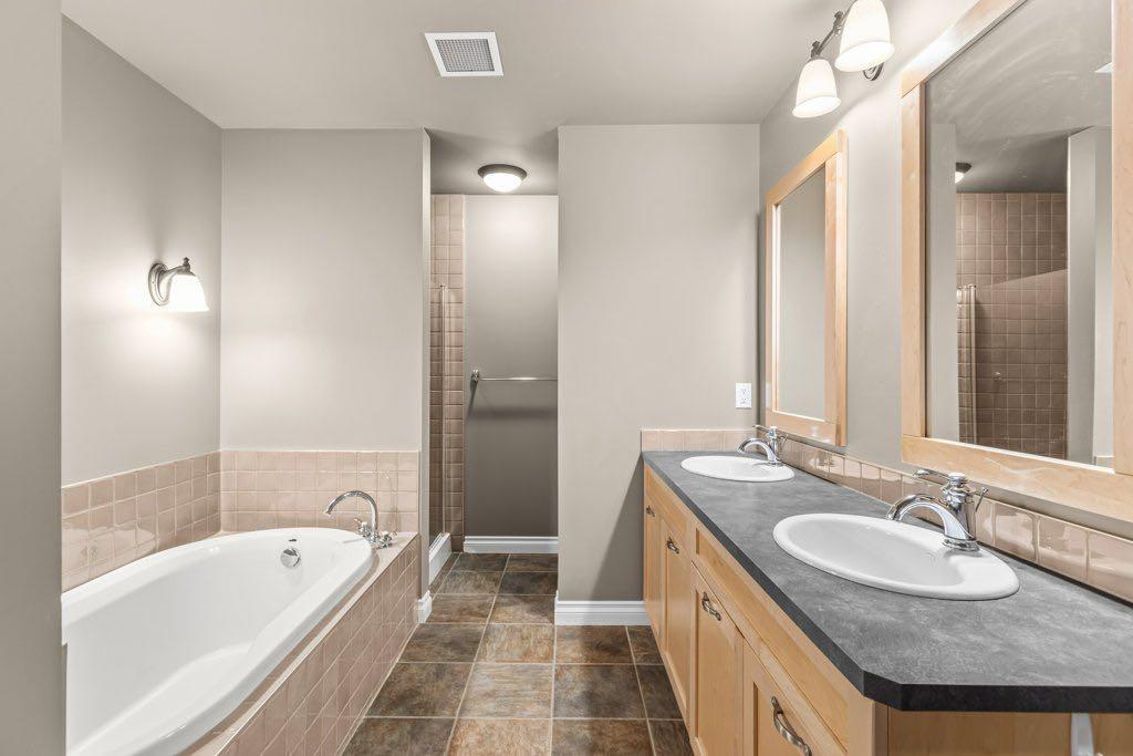 Picture for 106, 140 Stonecreek Road  https://www.cirrealty.ca/reb/creb/14/A2265114_26.jpg