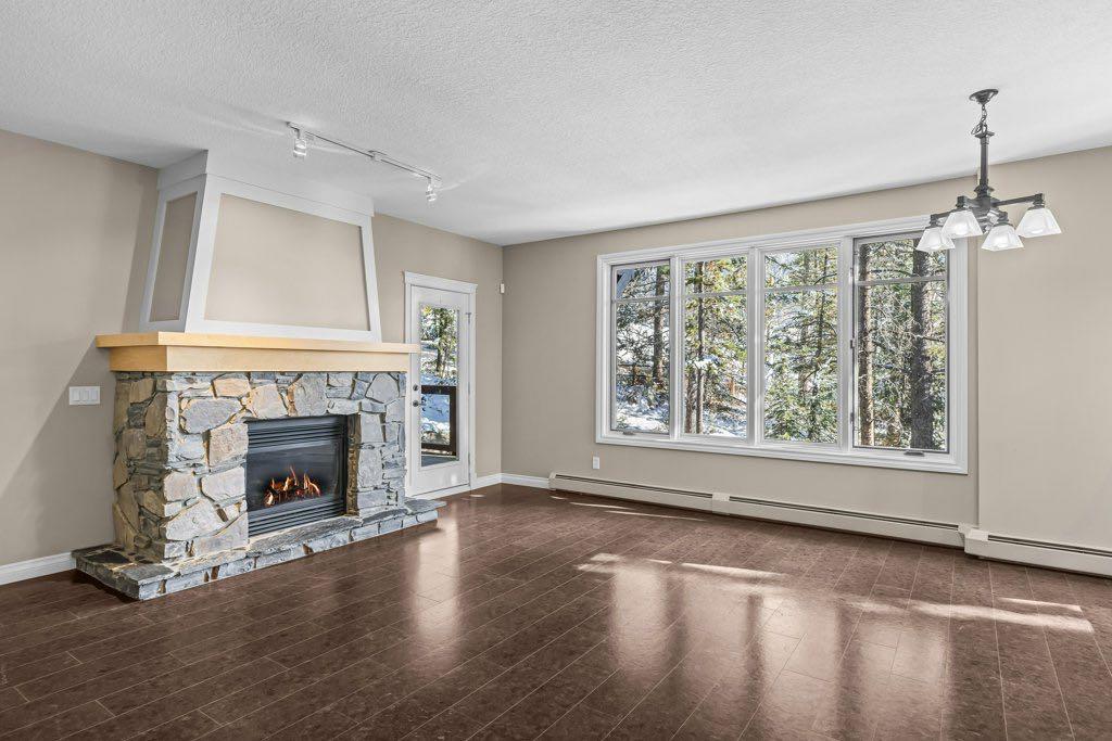 Picture for 106, 140 Stonecreek Road  https://www.cirrealty.ca/reb/creb/14/A2265114_34.jpg