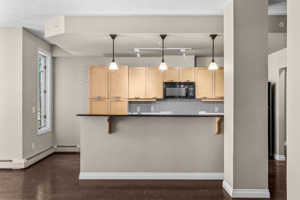 Picture for 106, 140 Stonecreek Road  https://www.cirrealty.ca/reb/creb/14/A2265114_41.jpg