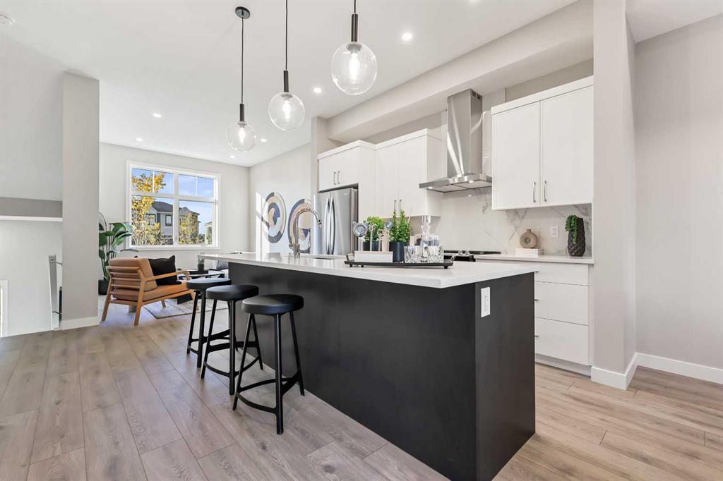 Picture for 402, 185 Mahogany Gardens SE