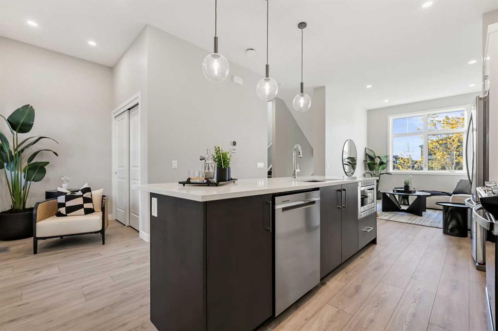 Picture for 402, 185 Mahogany Gardens SE