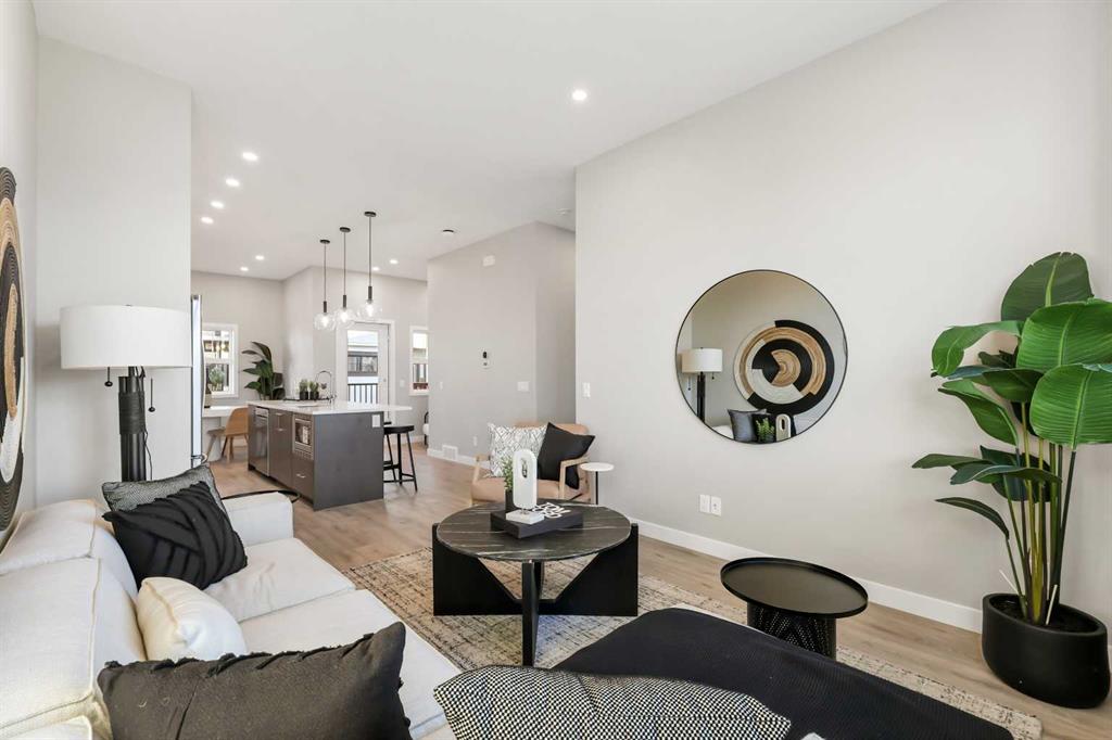 Picture for 402, 185 Mahogany Gardens SE