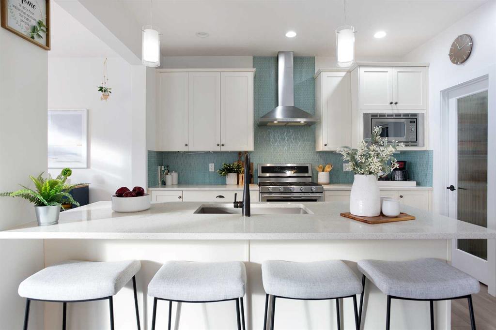 Picture for 325 Bayview Way SW