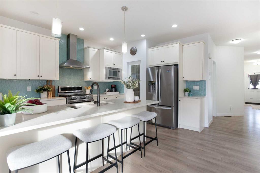 Picture for 325 Bayview Way SW