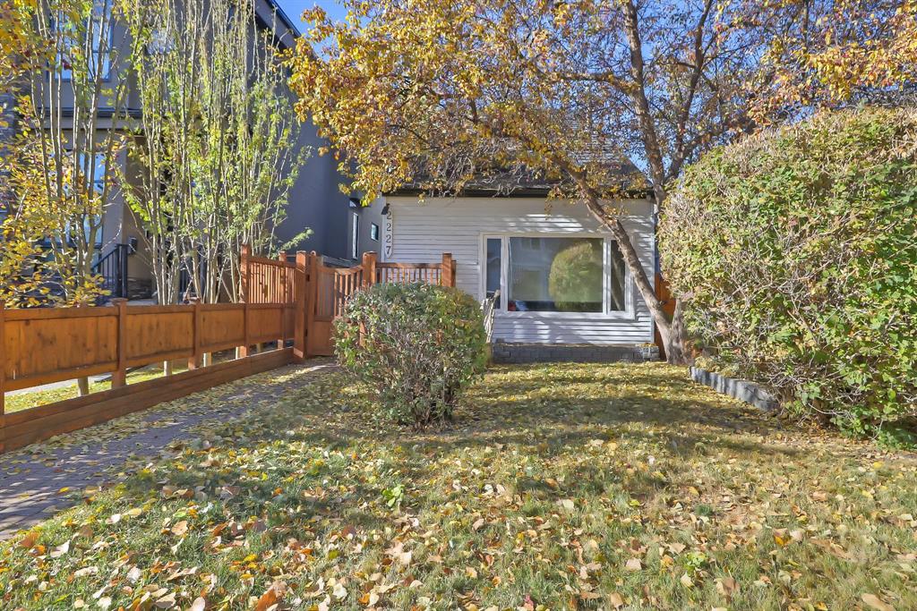 Picture for 2227 30 Street SW