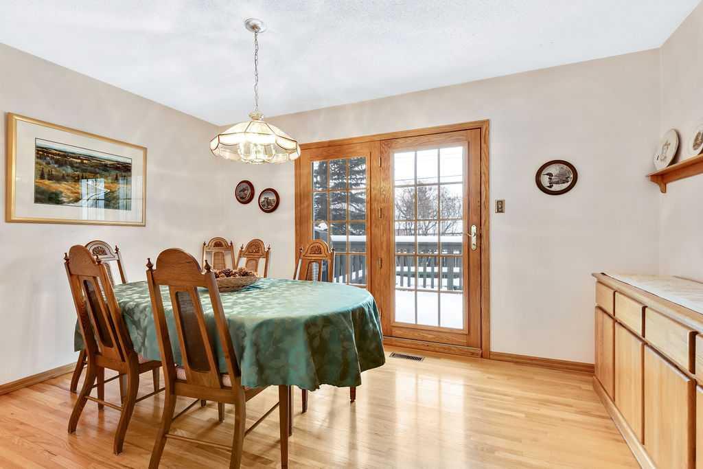 Picture for 79 Chancellor Way NW