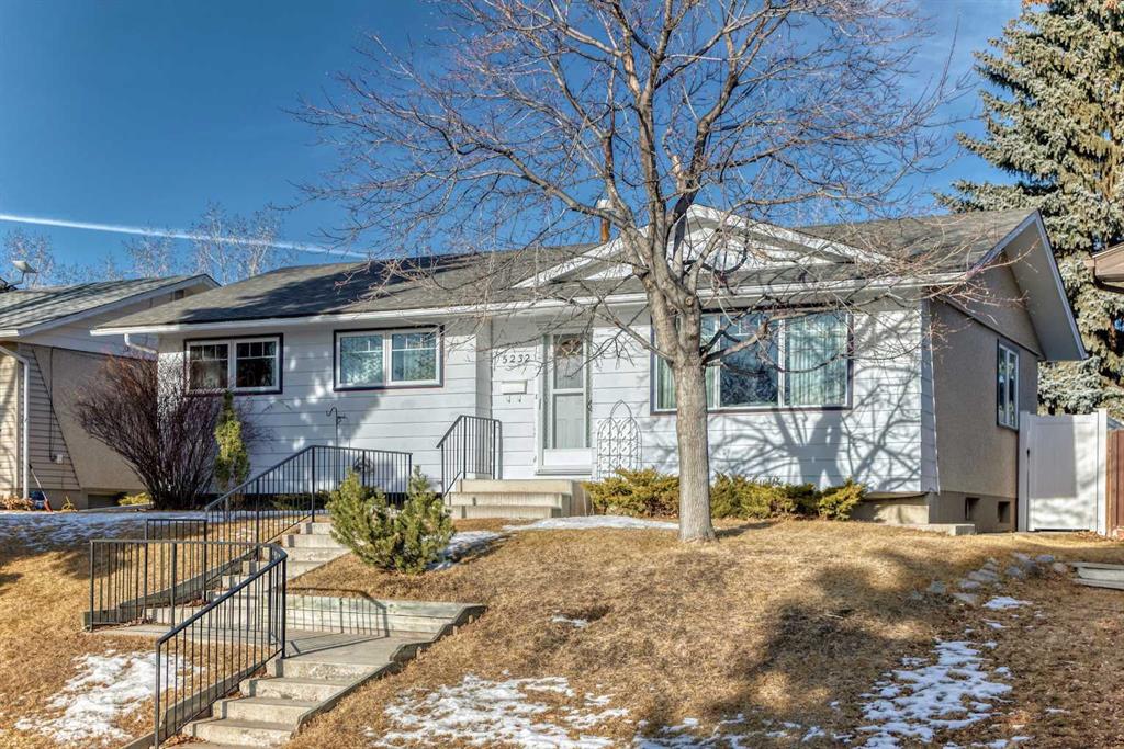 Picture for 5232 44 Avenue NW