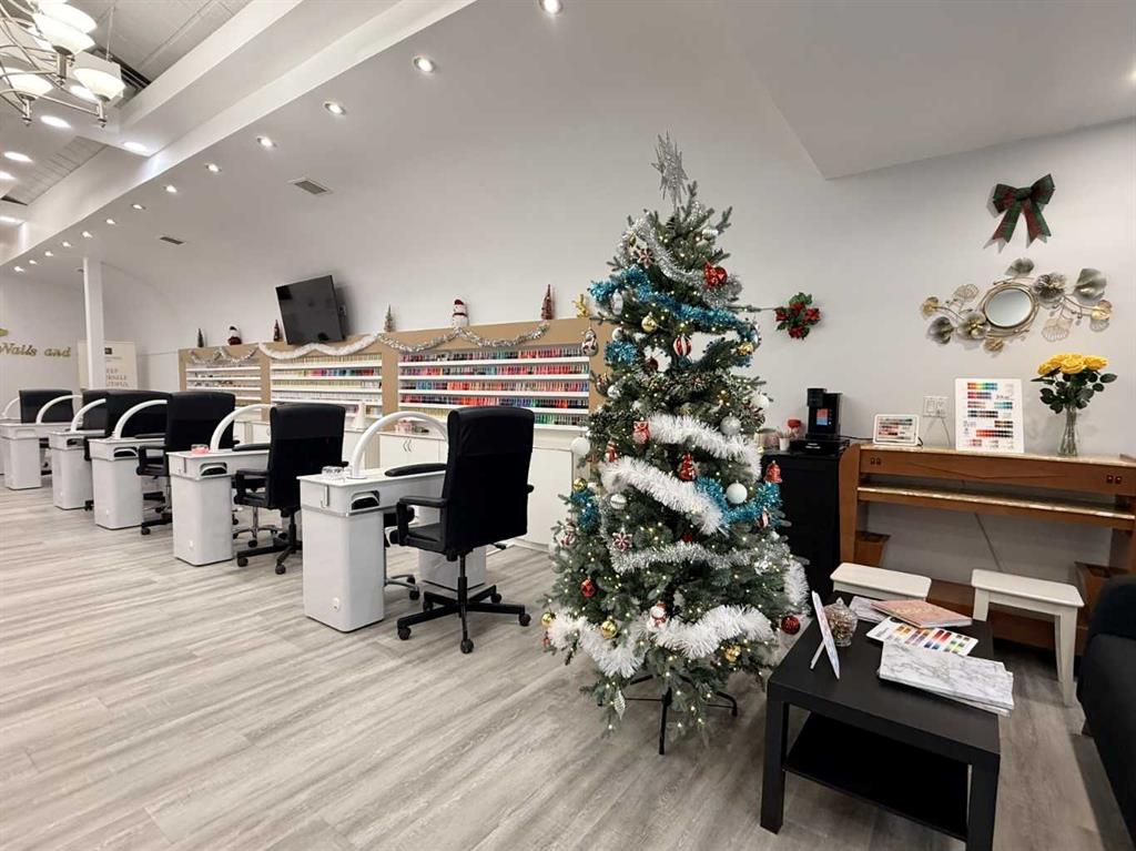 Picture for D245, 9737 Macleod Trail SW