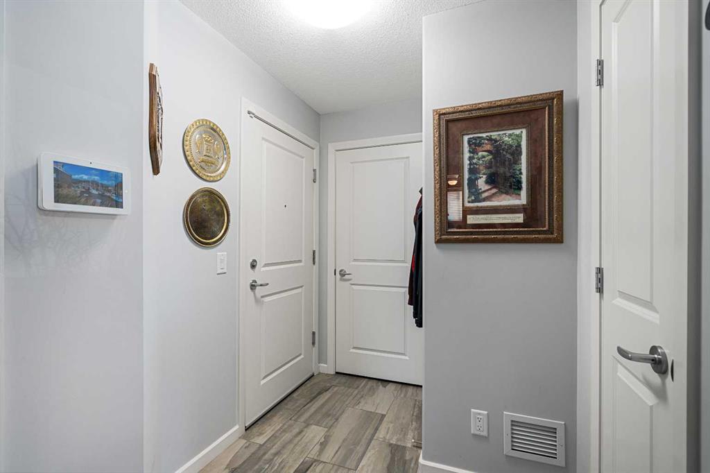 Picture for 1107, 402 Kincora Glen Road NW