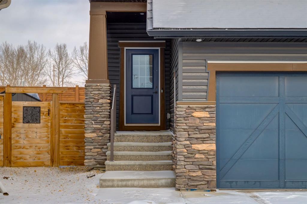 Picture for 452 Chinook Gate Square SW