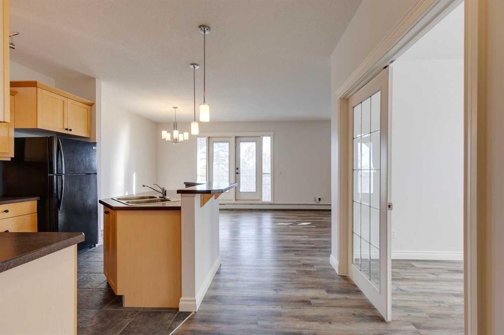 Picture for 304, 1606 4 Street NW