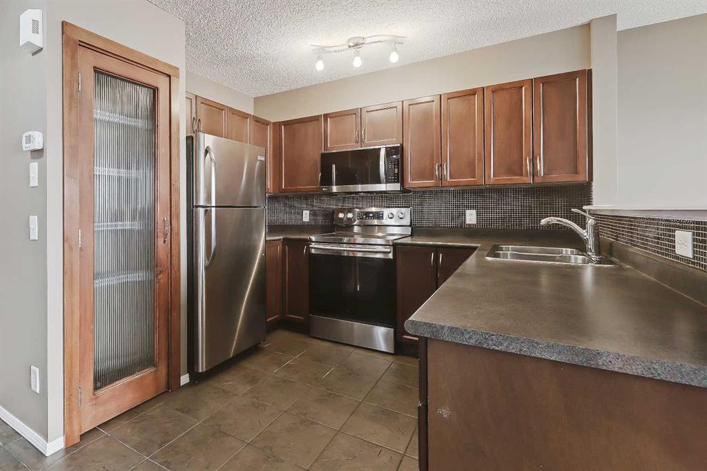 Picture for 161 Eversyde Common SW