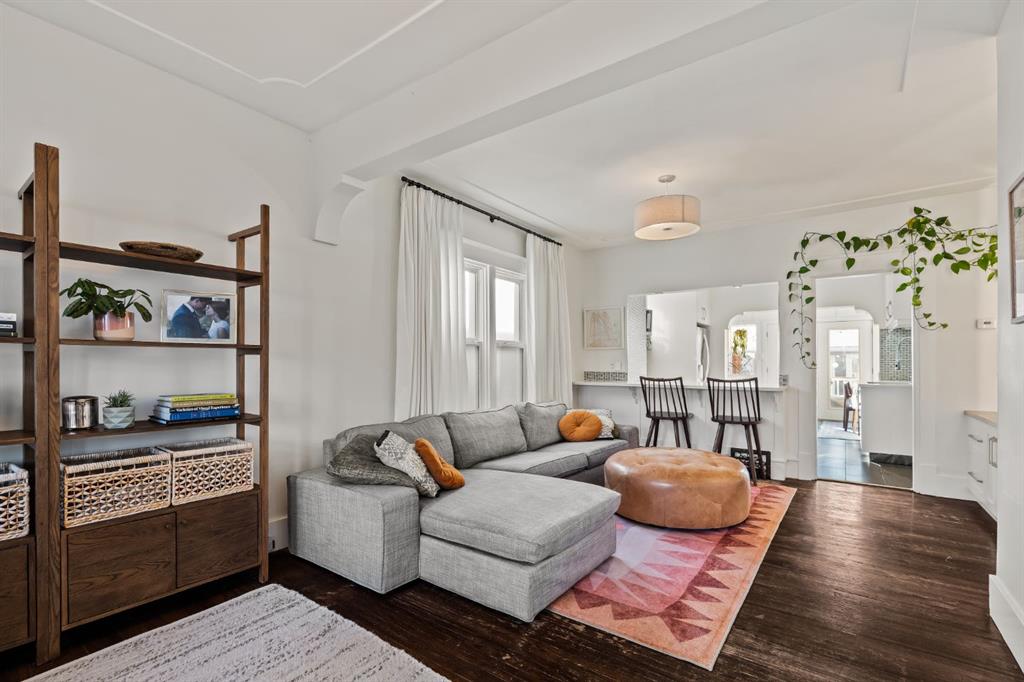 Picture for 1025 18 Avenue SE